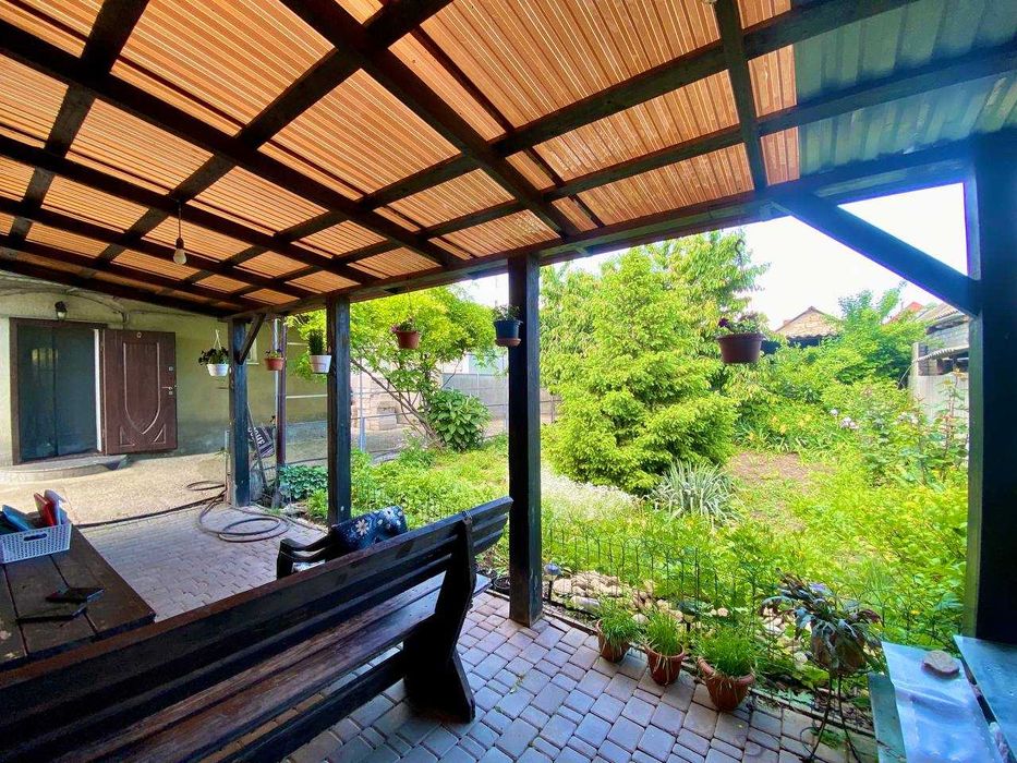 2 Дома+гараж на 2 машины Зеленый двор