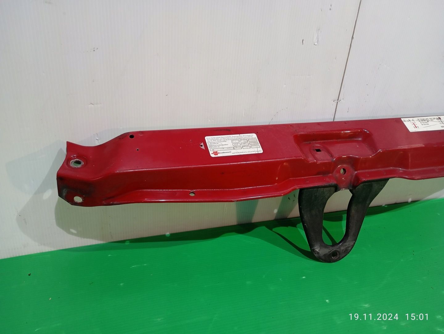 PAS PRZEDNI MERCEDES SL R129