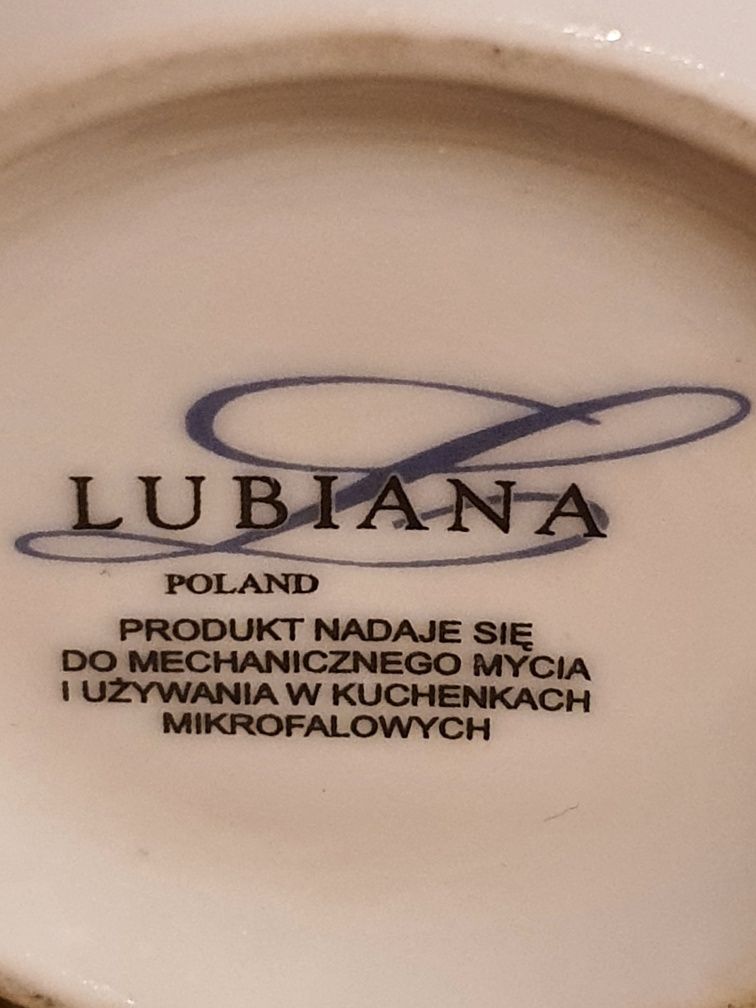 Kubek duzý  z UŚMIECHEM ceramika sygnowana LUBIANA.