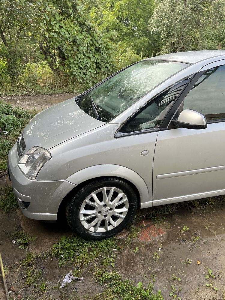 Opel meriva 1.4 бензин-газ. 2010р