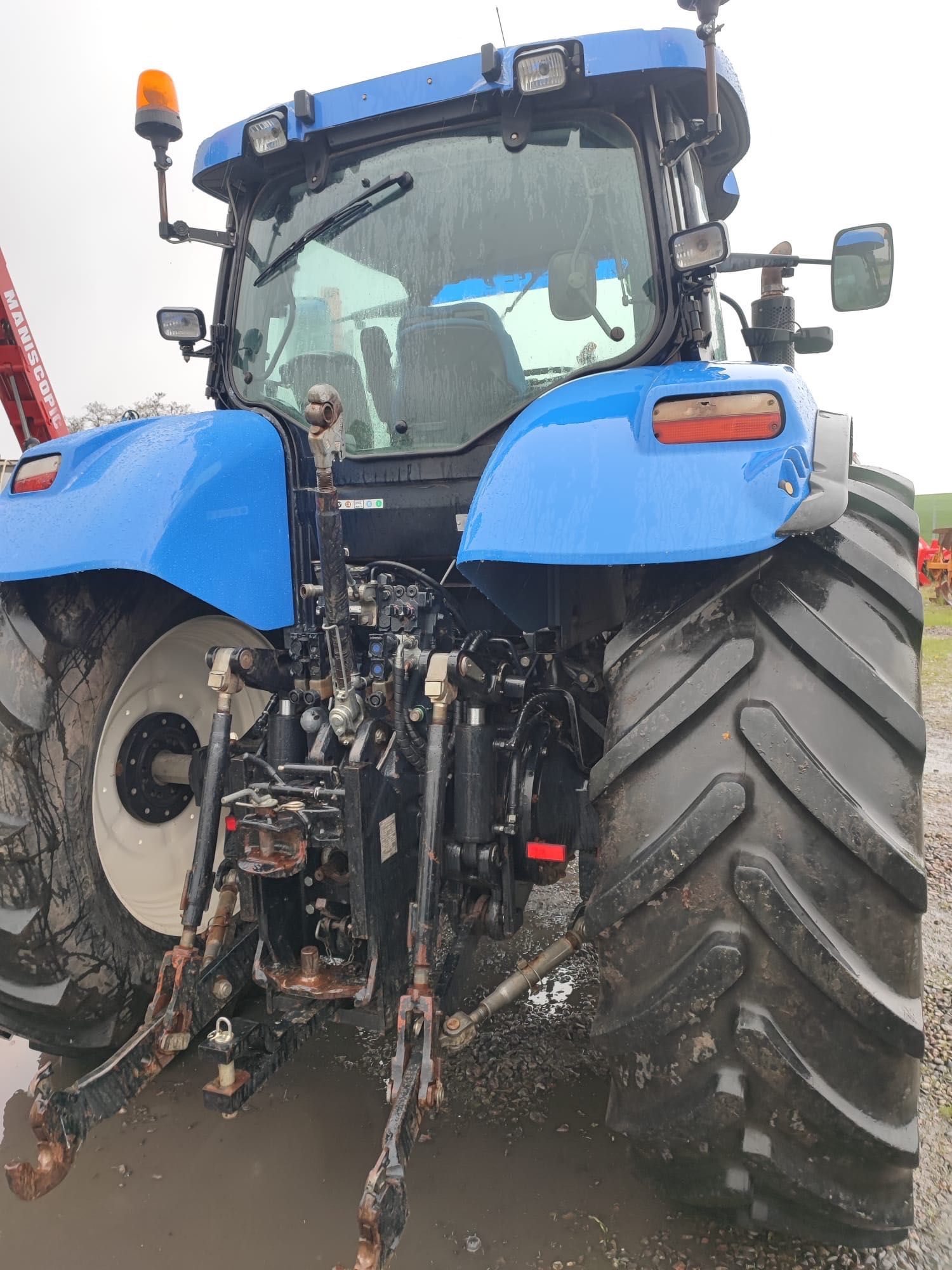 New Holland T7030 POWER COMMAND