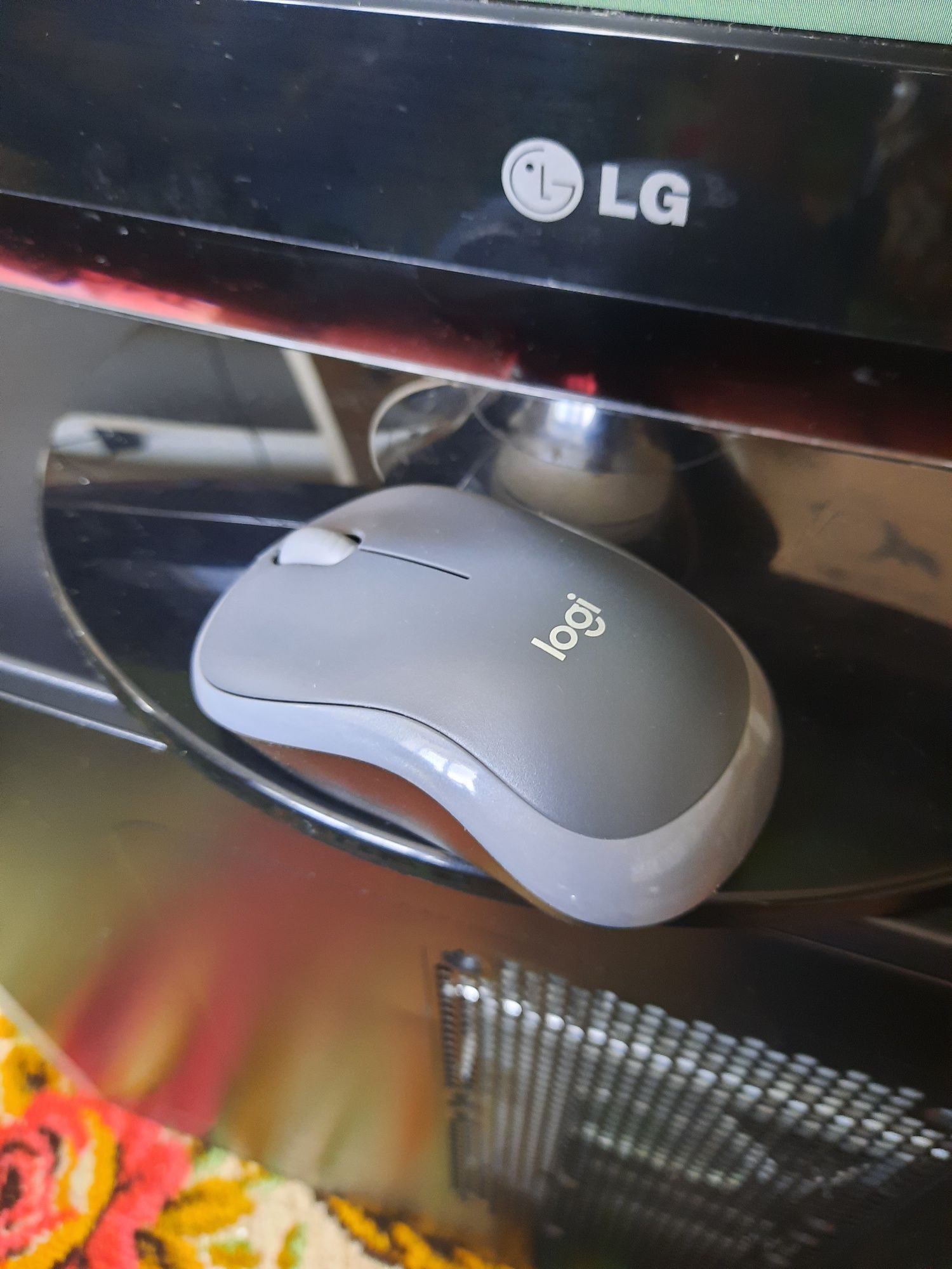 Комп'ютер з монітором (+ тв-тьюнер), нові SSD, Bluetooth миша, клавіат