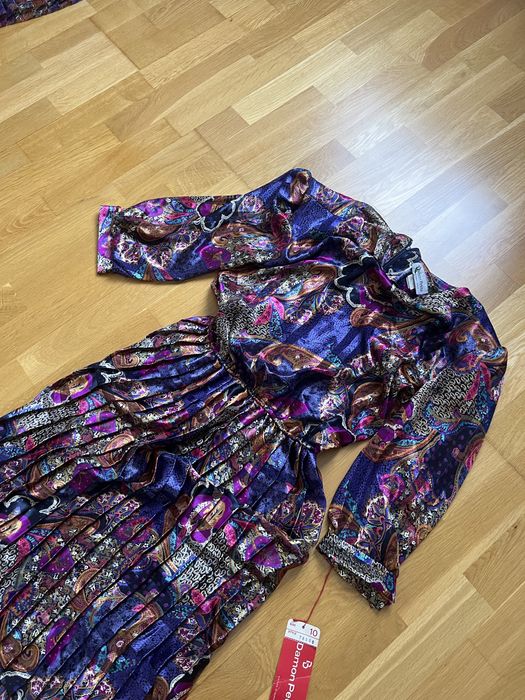 Сукня жіноча