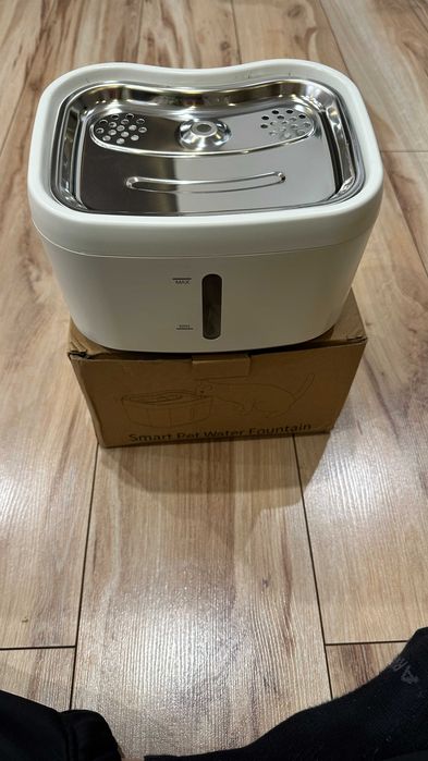 Fontanna dla kota i psa  , dozownik/miska na wodę , inteligentna miska