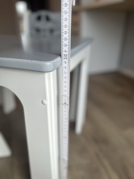 Stolik i krzeselka dla dziecka