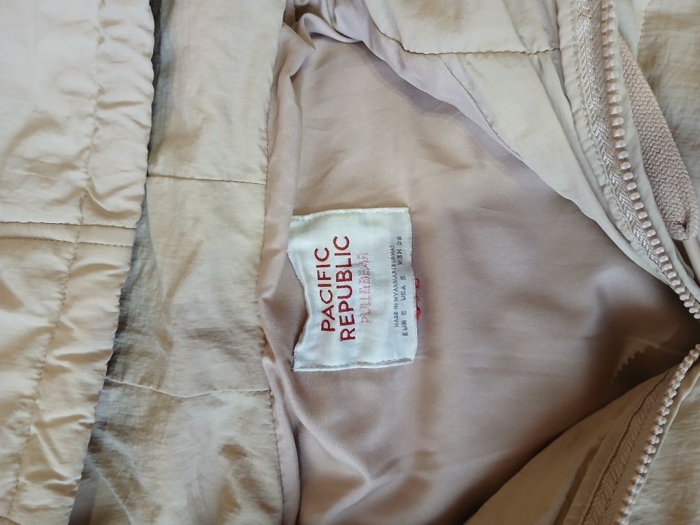 Куртка жіноча PULL&BEAR