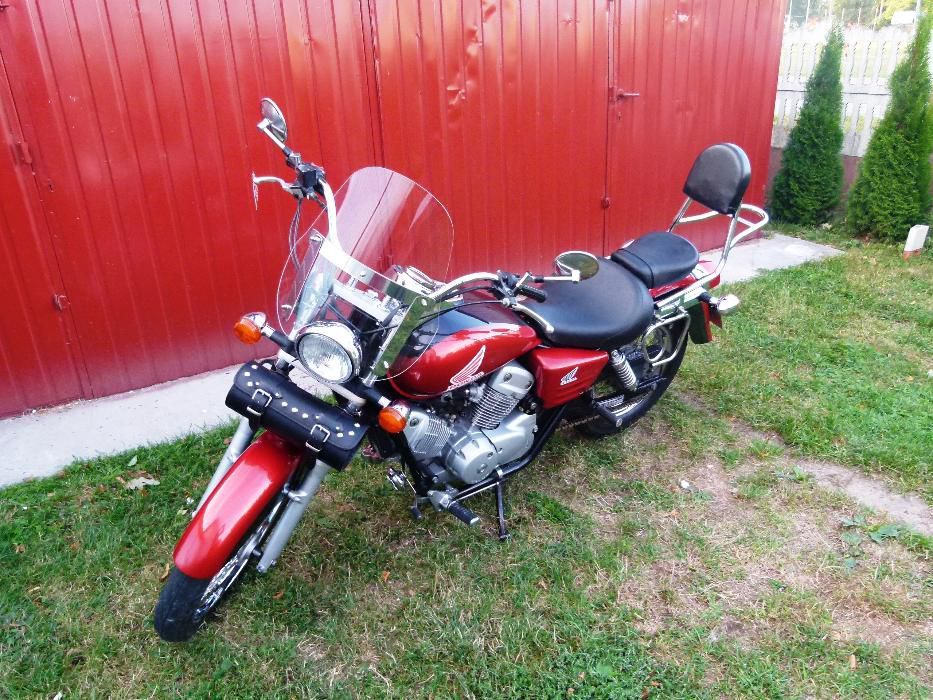 Honda shadow VT 125 oparcie pasażera szyba -zestaw-