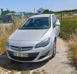 Opel astra j  em muito bom estado mecânico precisa de uma pintura