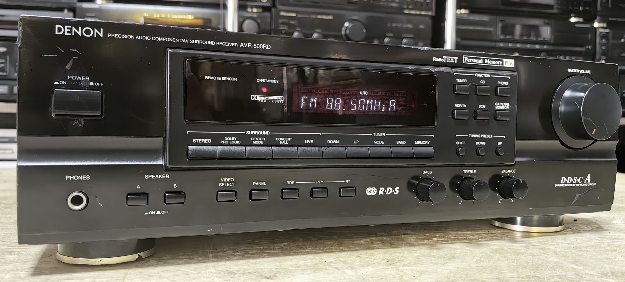 Ресивер Denon AVR-600/8Ω
