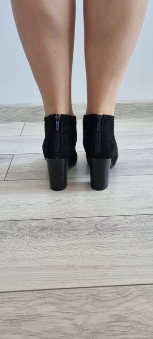 Buty szpilki obcas słupek 37 botki ażurowe
