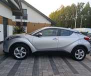 Toyotą C-HR hybrid