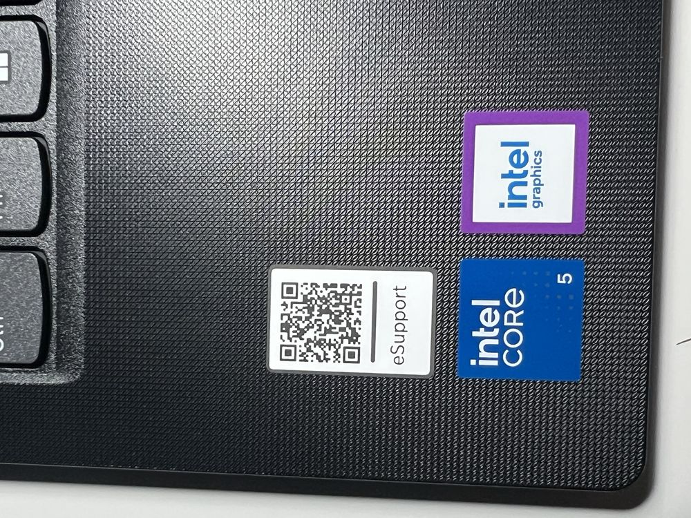 Laptop Lenovo V14 Gen 5i nowy