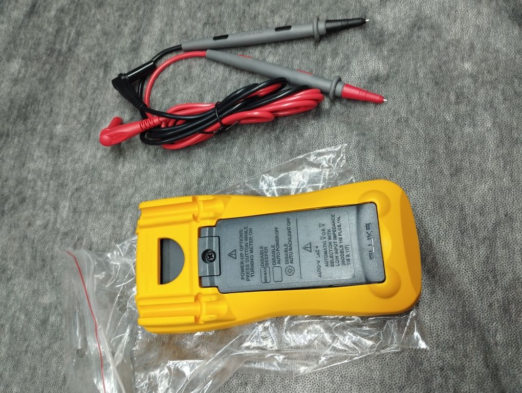 Multimetr cyfrowy Fluke 114