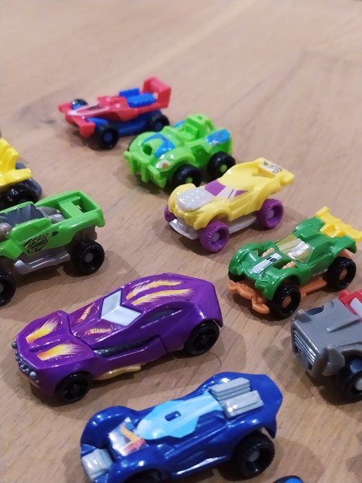 Колекція маленьких машинок, для треку, для ігри