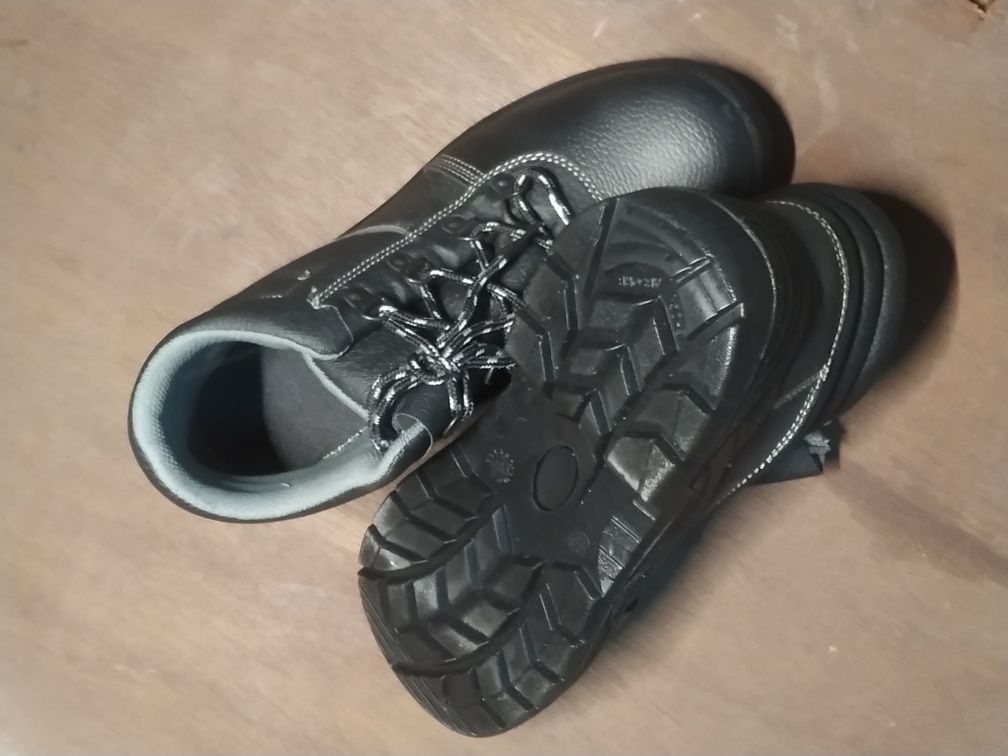 Bota de biqueira de aço novas