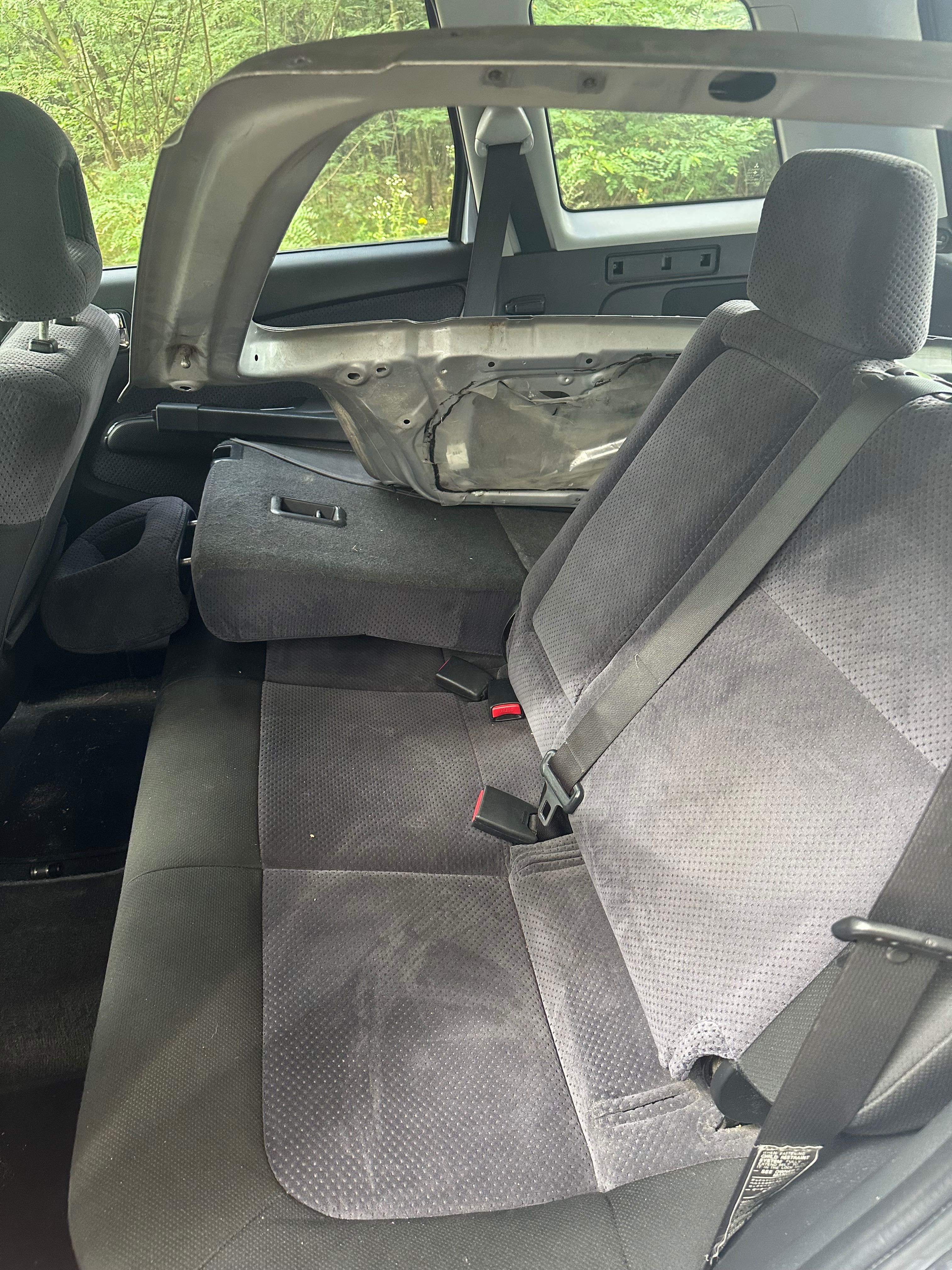 Mitsubishi Outlander 2004 2.0 Benzyna Stan Bardzo Dobry