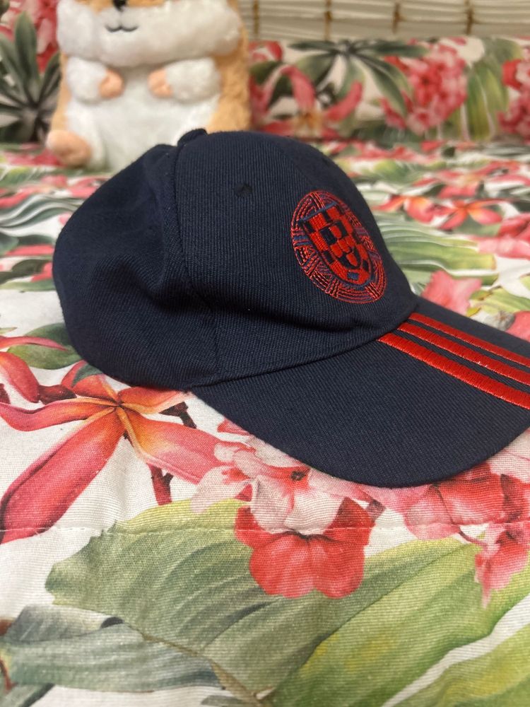 Conjunto de 3 Bonés variados