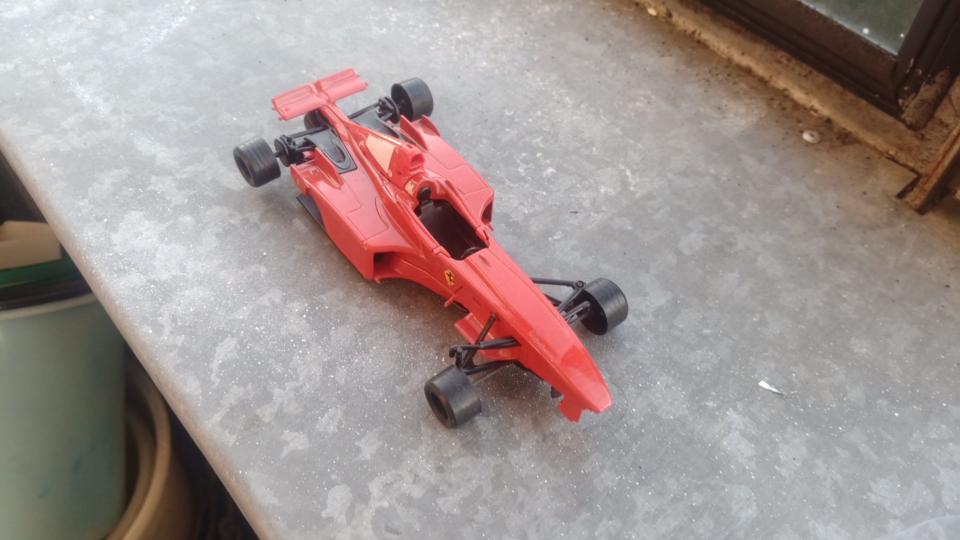 Модель 1:24 Formula 1, Burago машинка металічна близько 18см