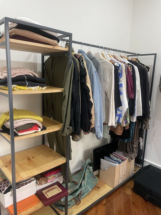 Charriot 200x180 estrutura madeira maciça e ferro lacado a preto