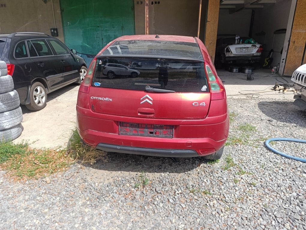 Продам Citroen C4 на відновлення або на запчастини