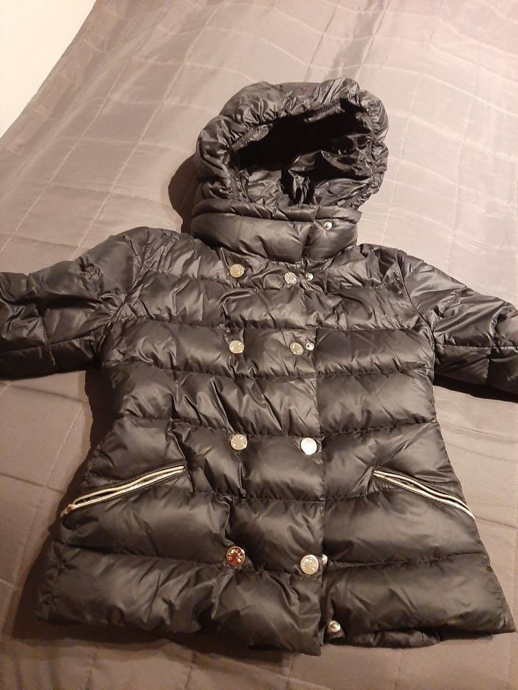Kurteczka Moncler r.140 cm