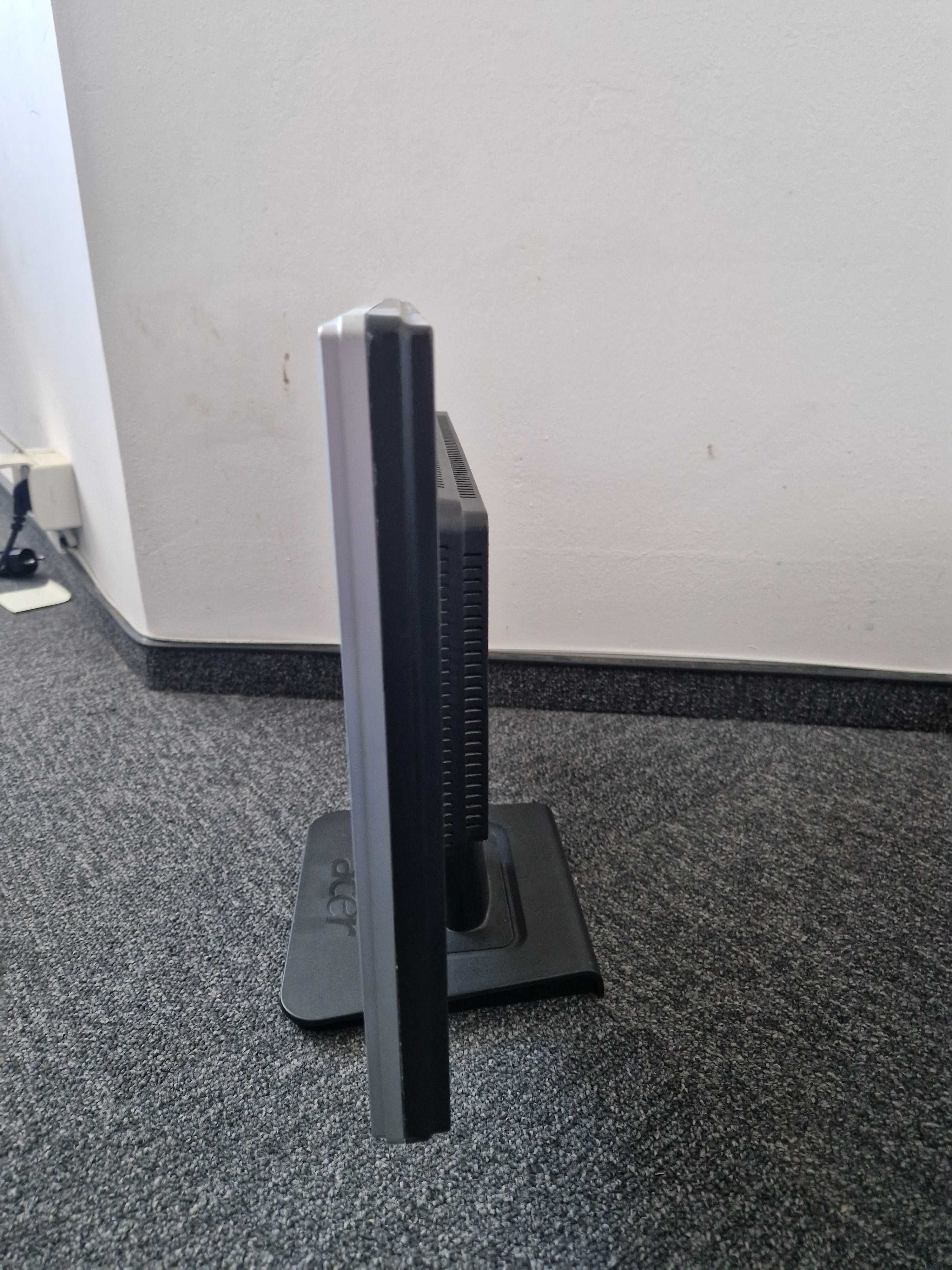 Monitor Acer 19" LCD model AL1916W