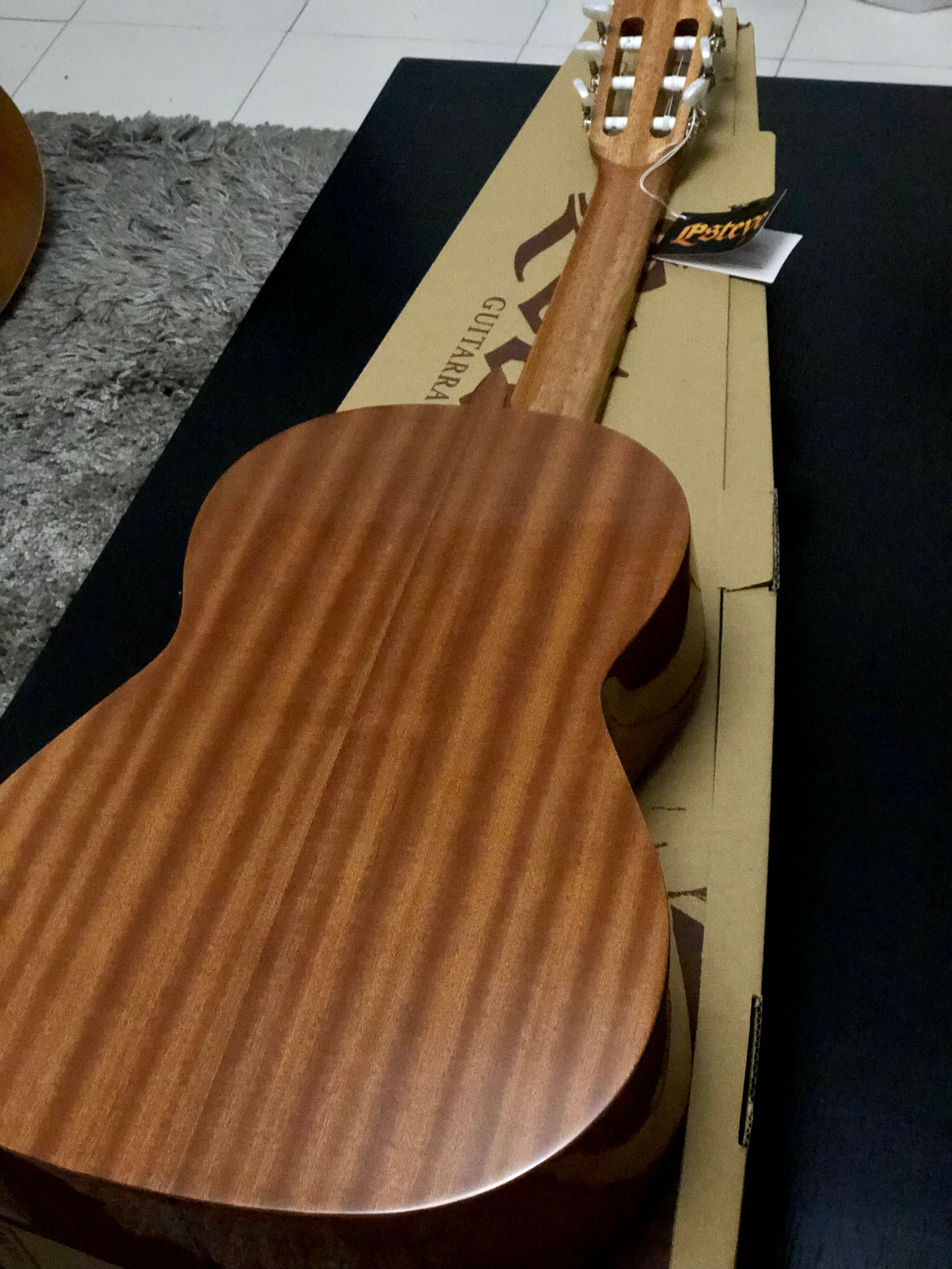 Guitarra Esteve 4 ( NOVA )