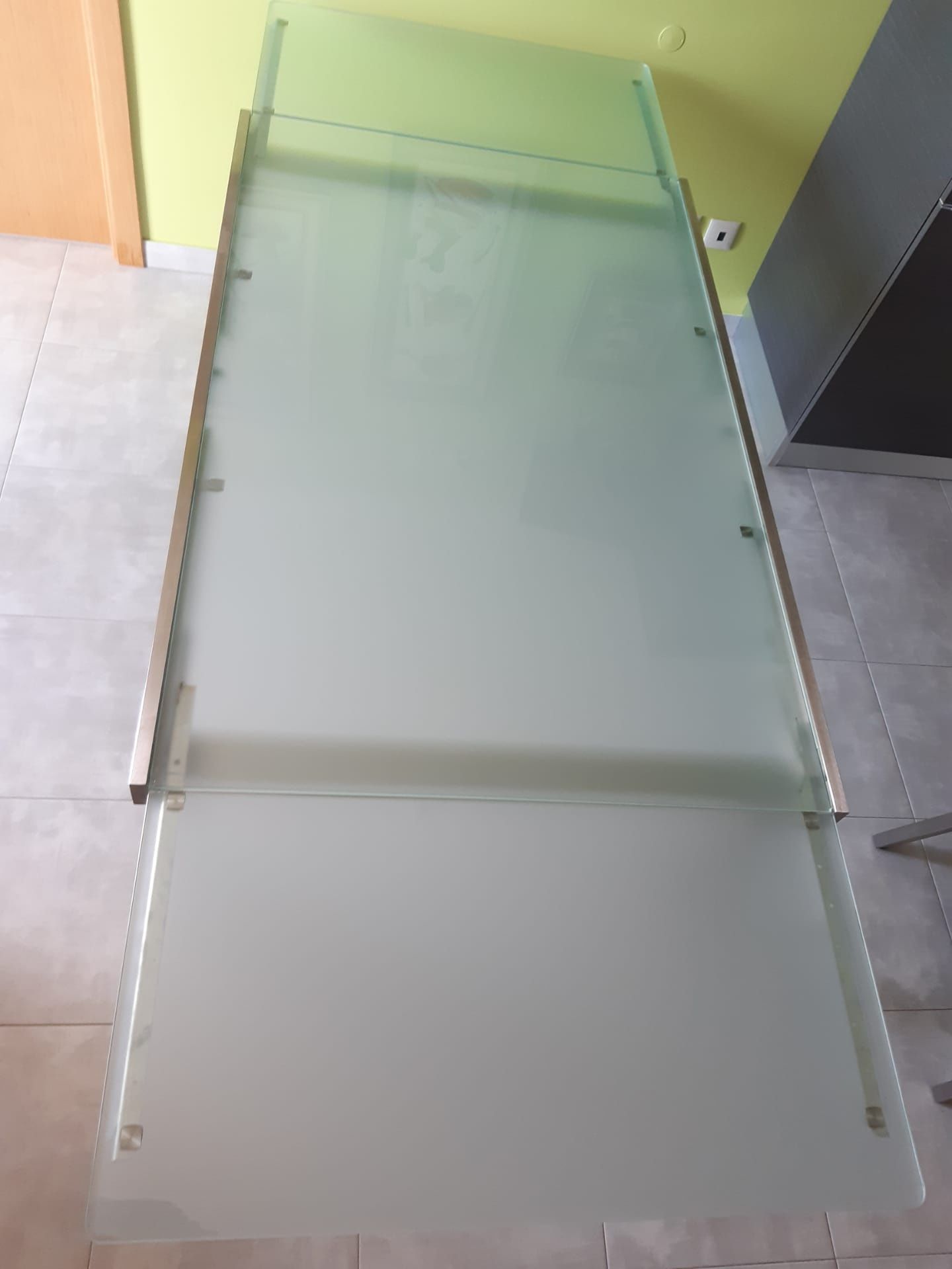 Mesa de vidro extensível