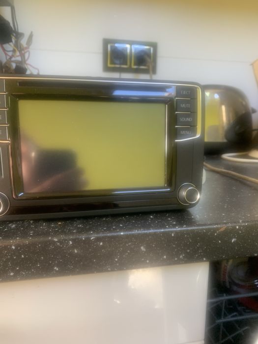 Radio vw MIB STD2 PQ+/NAV uszkodzony