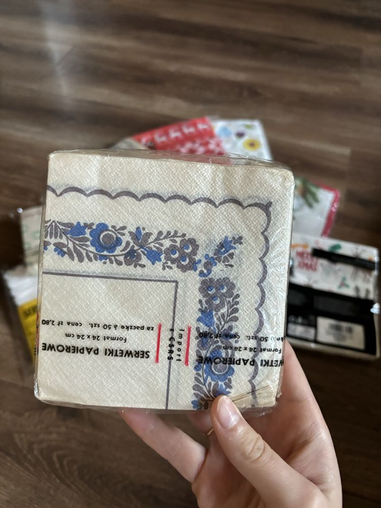 Zestaw różnych serwetek