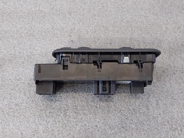 Comando / botão / interruptor vidros frente esquerdo FORD Fiesta VI (C