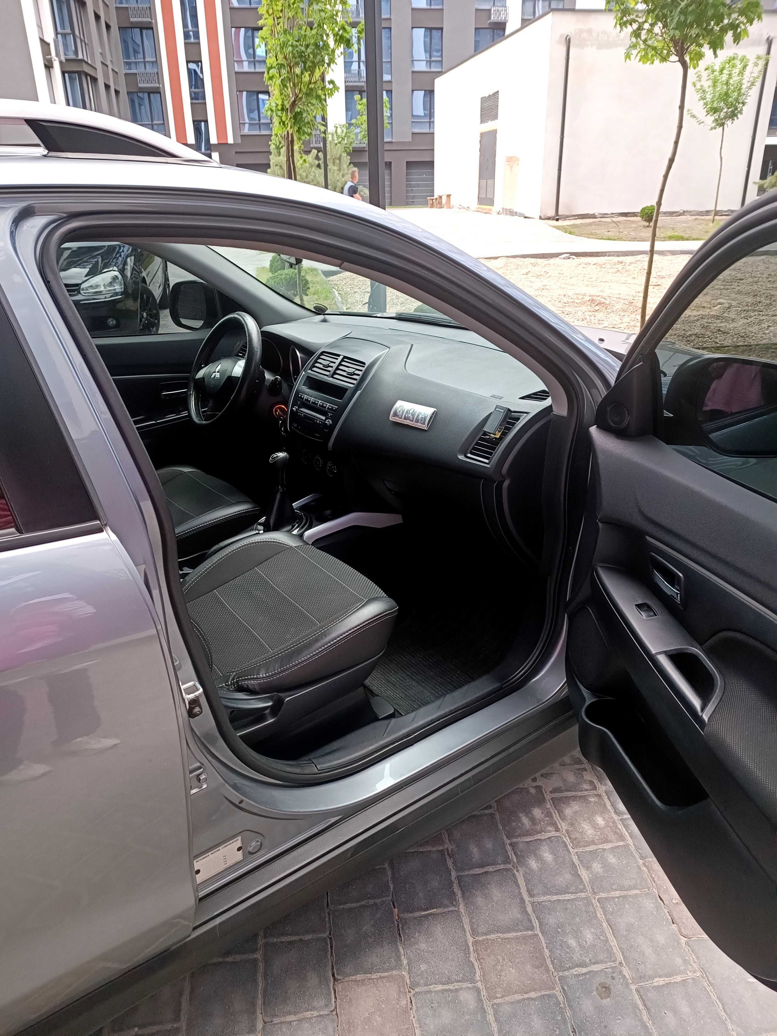 Mitsubishi ASX 2011 1.6 бенз. 5-ст. МКПП