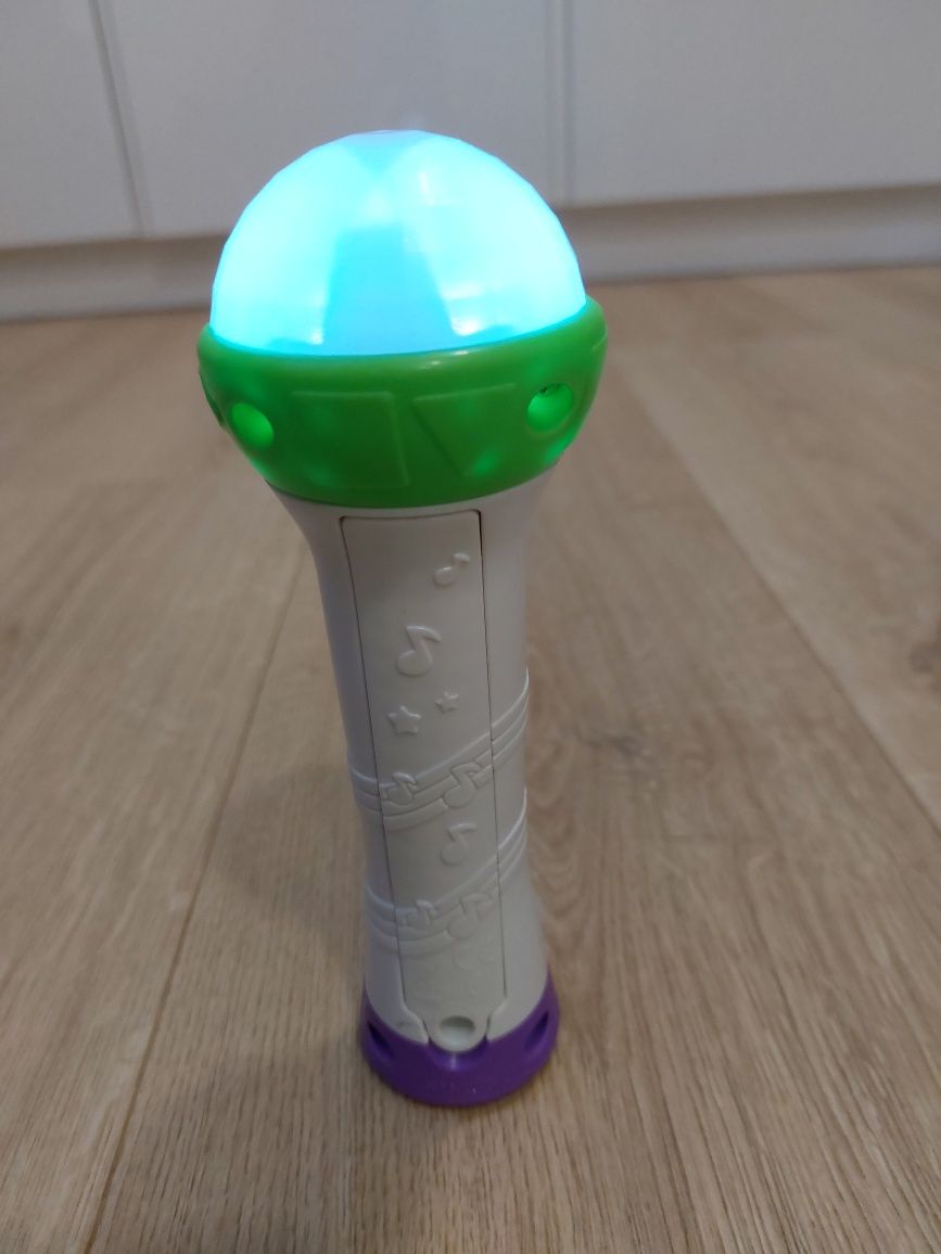 Mikrofon Malucha - Śpiewaj i nagrywaj Fisher Price