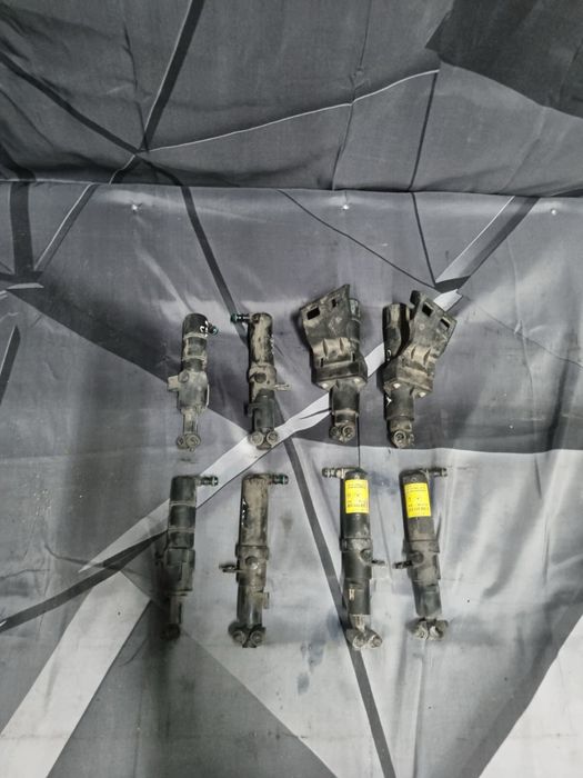 Форсунка омивача фар Мерседес. Форсунка омивателя Фары Mercedes