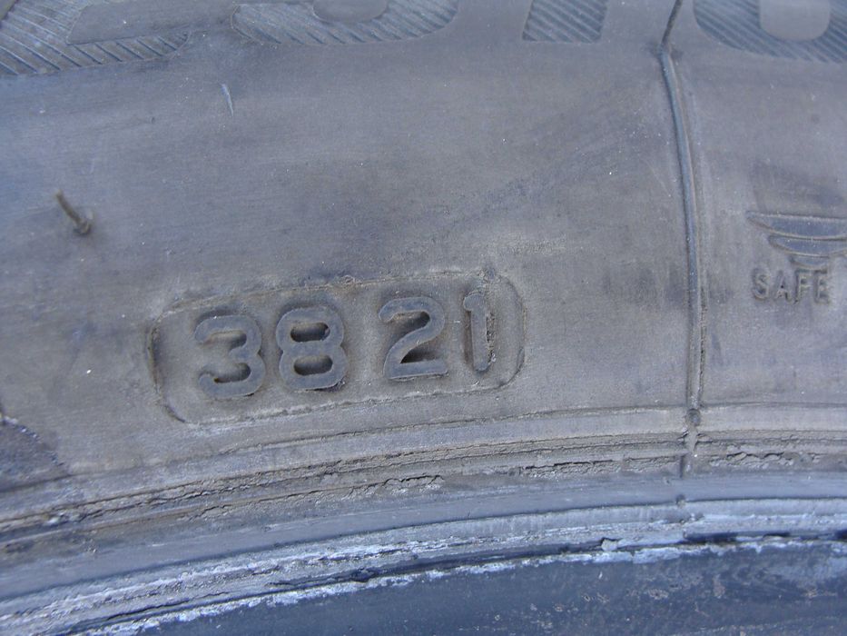 Opony zimowe 225 / 50 R 18 Bridgestone Blizzak Runflat