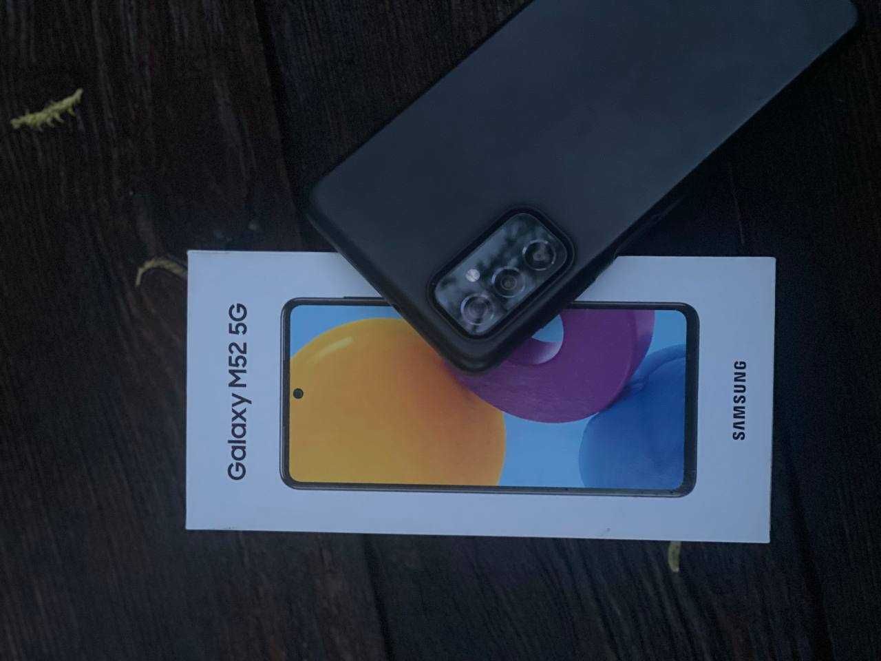 Смартфон Samsung Galaxy M52