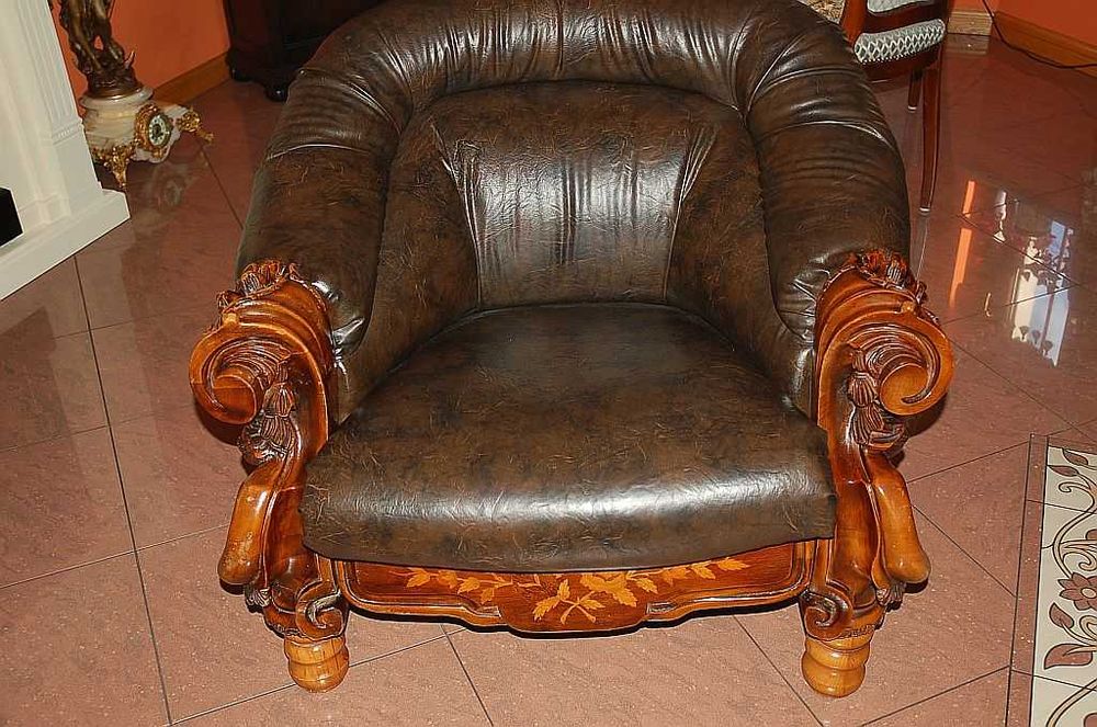 Komplet wypoczynkowy do Salonu  Kancelarii - 3+1+1 - Intarsje - Rzeźby