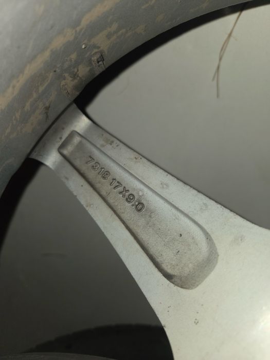 Комплект дисков с шинами