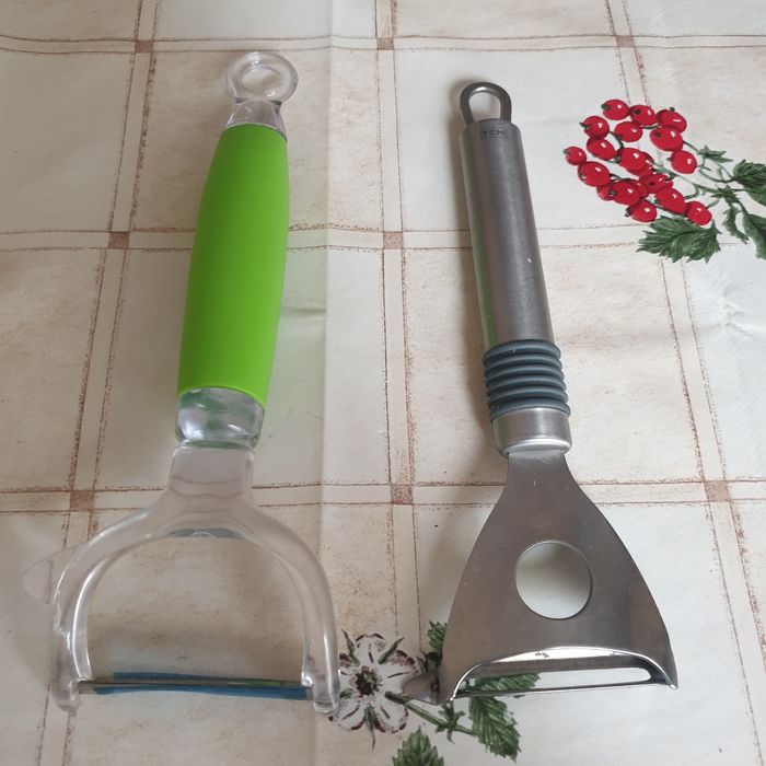 Овощечистка . Набор.