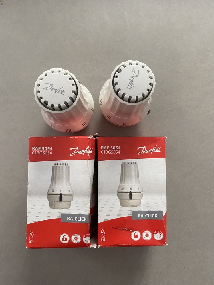Głowica termostatyczna firmy  Danfoss RAE 5054