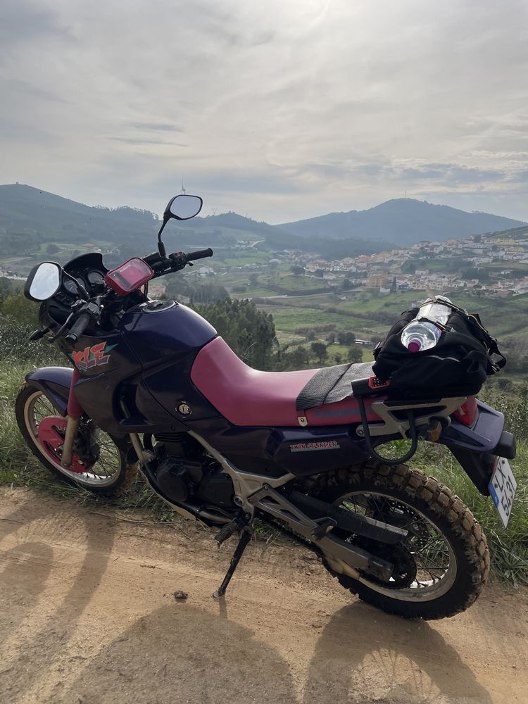 Vendo boa Kawasaki Kle 500