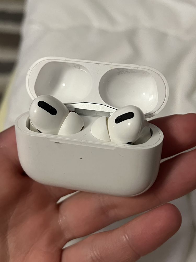 Air pods pro (под ремонт)