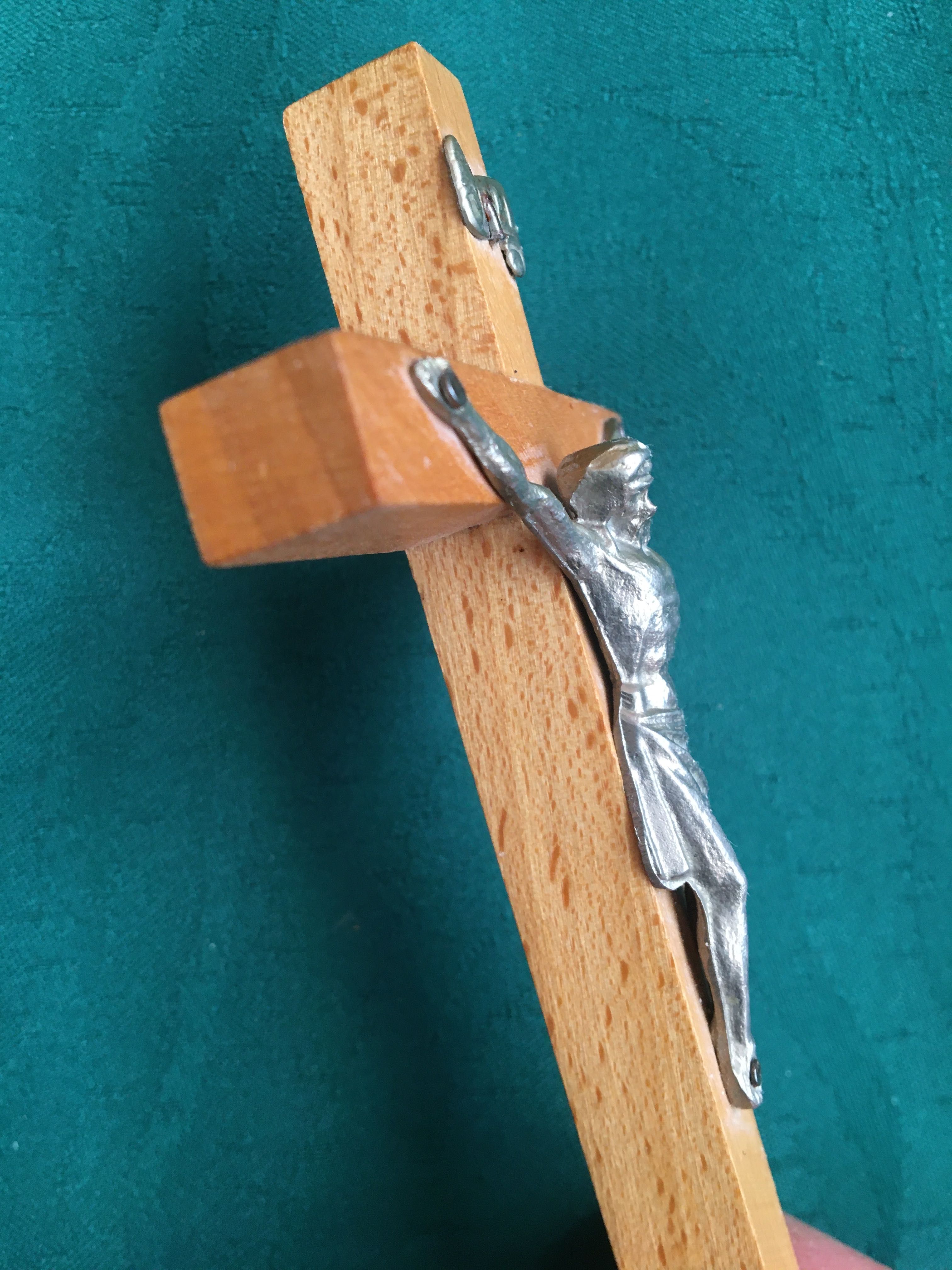 Krzyż ścienny, drewno, 11,5 cm