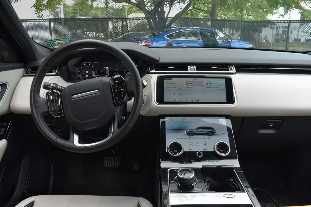 Land Rover Range Rover Velar      2020