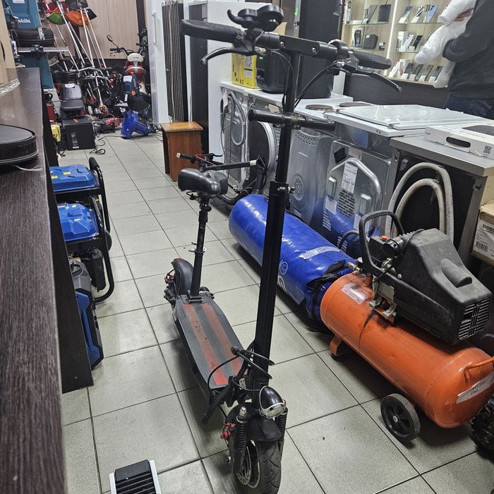 Срочно! Электросамокат Kugoo М4 pro