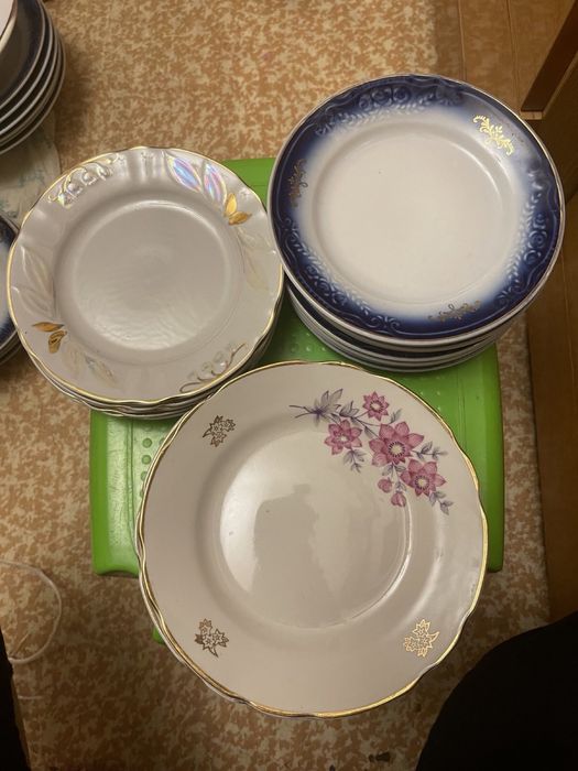 Фарфоровые тарелки разные рисунки