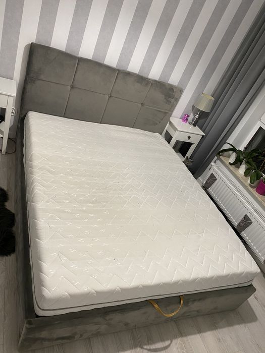 Łóżko 160 cm x 200 cm