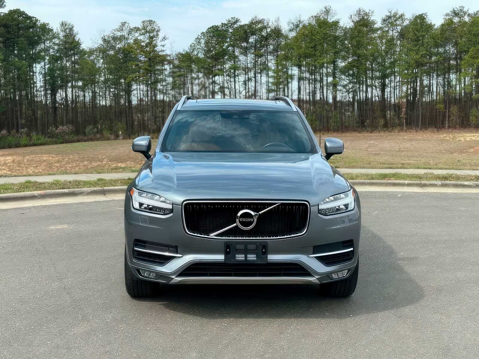 2018 Volvo XC90 T6 Momentum