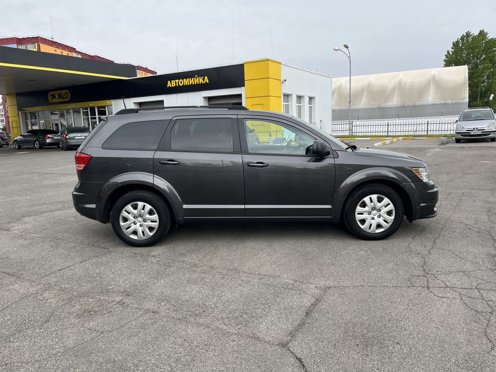 Dodge Journey 2,4 мінімальну пошкодження, відмінний стан