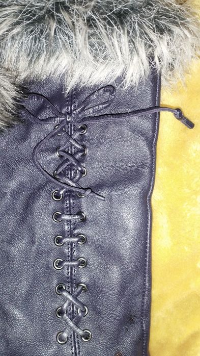 Фіолетові довгі рукавички з хутром кожанные перчатки длинные завязках